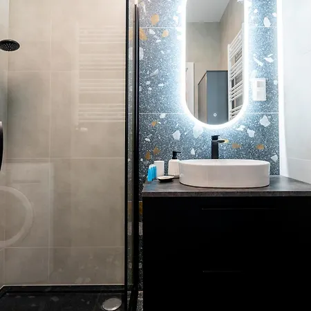 Korfantego Premium 39a By Bookinghost *